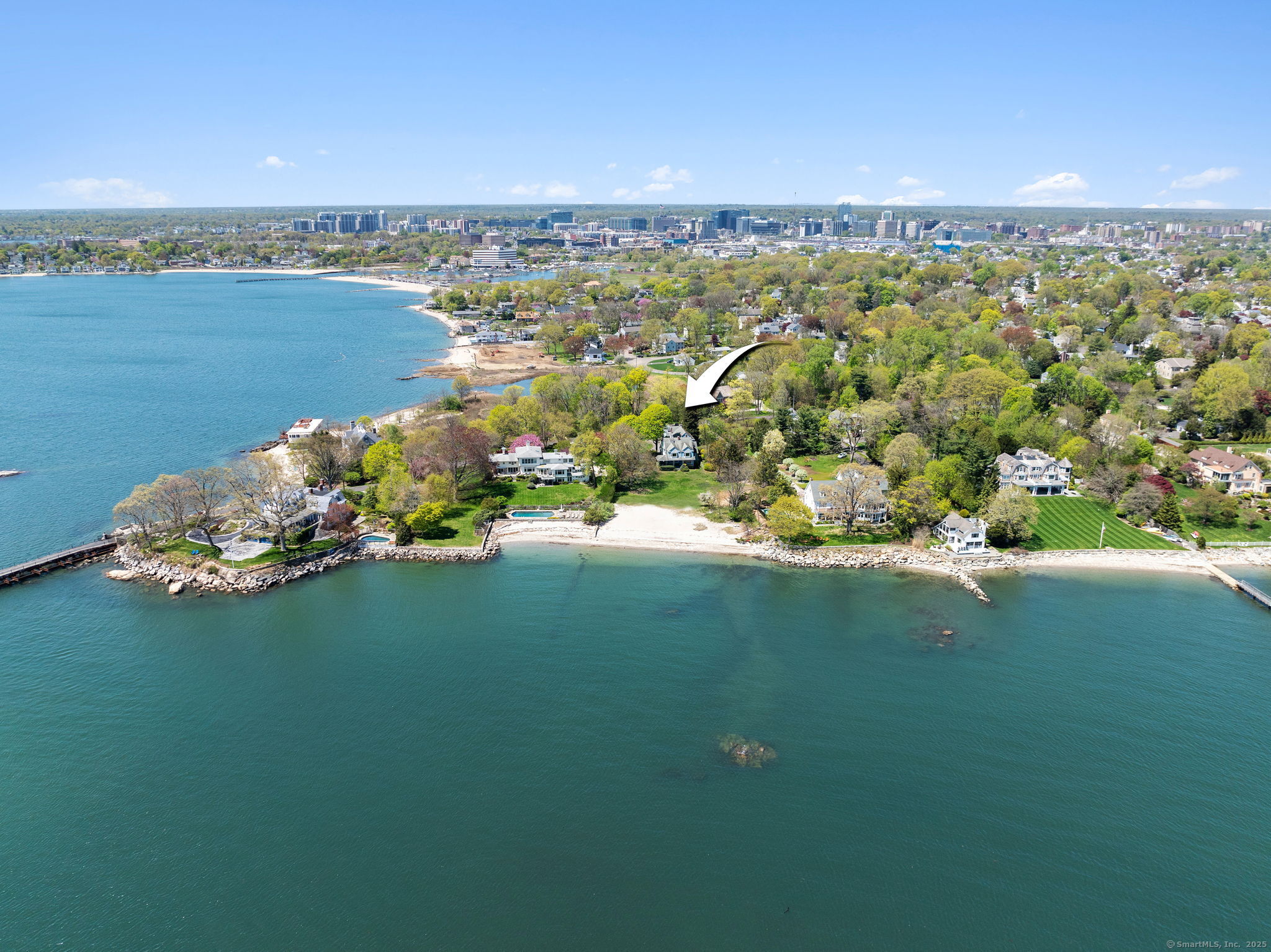 86 Wallacks Drive Stamford, CT 06902 - Photo 24 of 39