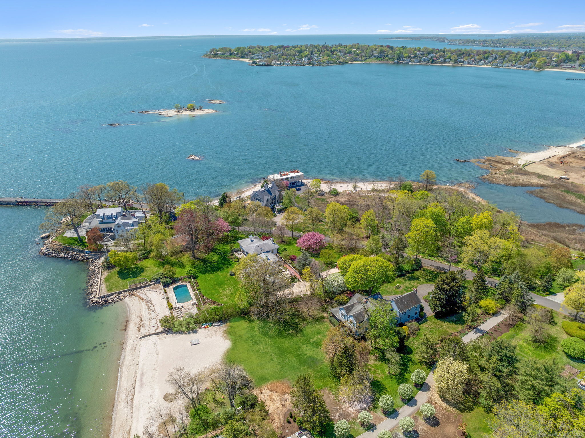 86 Wallacks Drive Stamford, CT 06902 - Photo 28 of 39