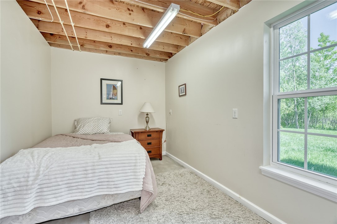 32 Ashlyn Rise Penfield, NY 14450 - Photo 43 of 50 5th bedroom with egress window.