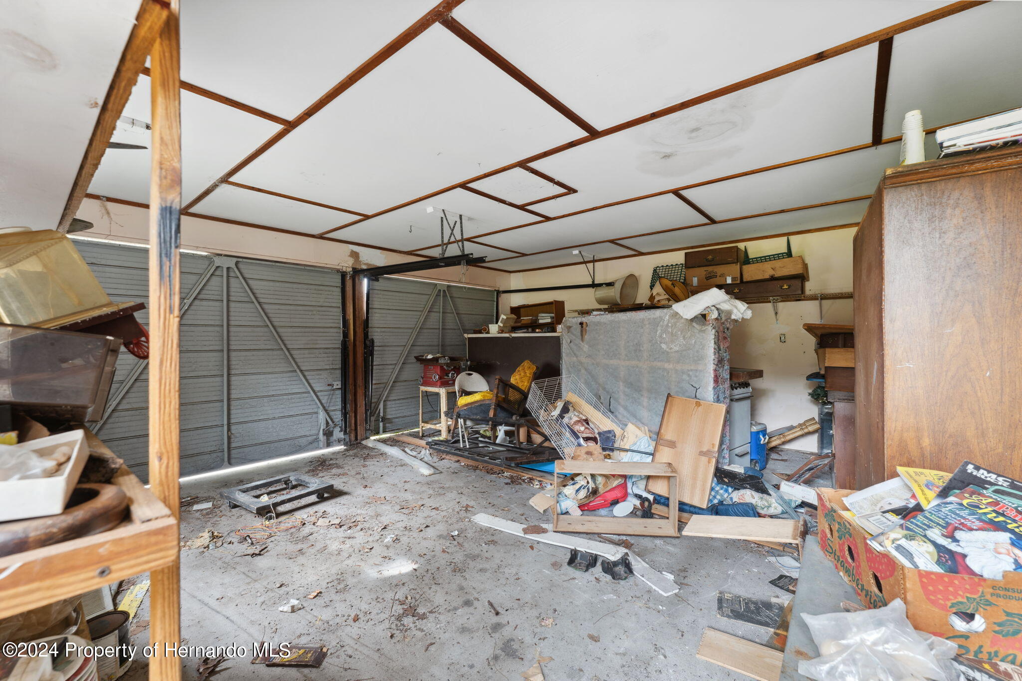 11017 Knuckey Road Weeki Wachee, FL 34614 - Photo 21 of 39 a view of storage and utility room