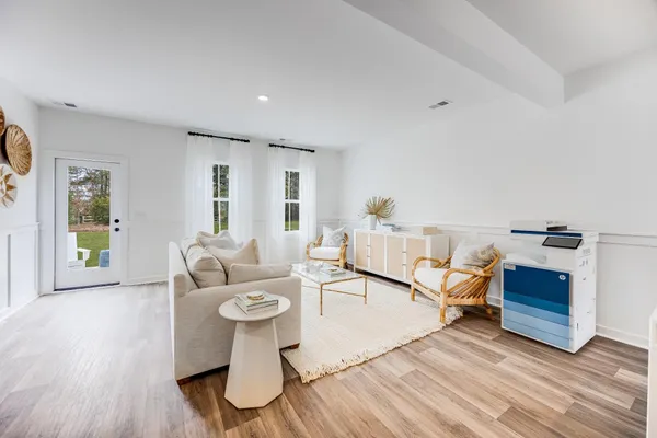 $284,125 | 127 Blowing Leaf Lane, Summerville, SC 29483