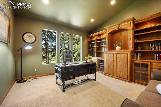 $1,000,000 | 18525 Glenthorne Lane, Monument, CO 80132