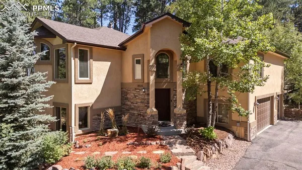a house view with a outdoor space