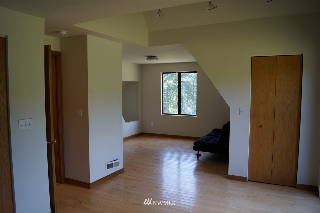 278 Lund Road Cosmopolis, WA 98537 - Photo 13 of 23 Gallery Image 13
