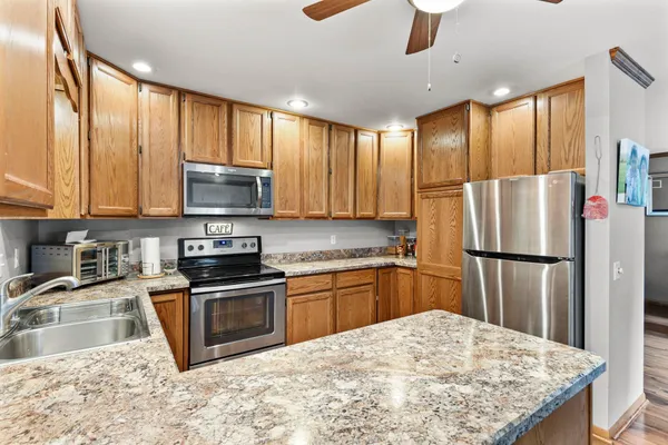 $320,000 | 230 Whitetail Drive, Sun Prairie, WI 53590