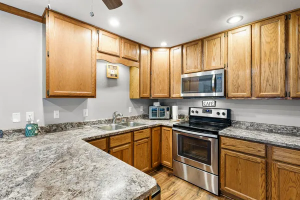 $320,000 | 230 Whitetail Drive, Sun Prairie, WI 53590