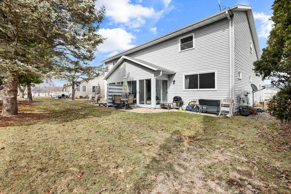 $320,000 | 230 Whitetail Drive, Sun Prairie, WI 53590
