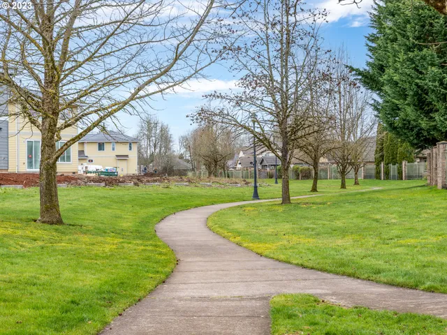 $489,900 | 375 Sunday Drive, Creswell, OR 97426