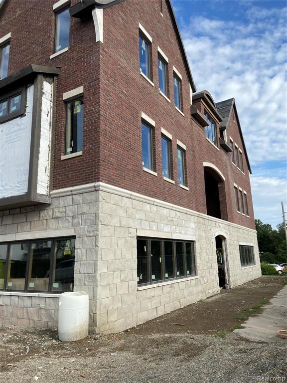 527 Pine Street, Unit 3 Rochester, MI 48307 - Photo 5 of 11