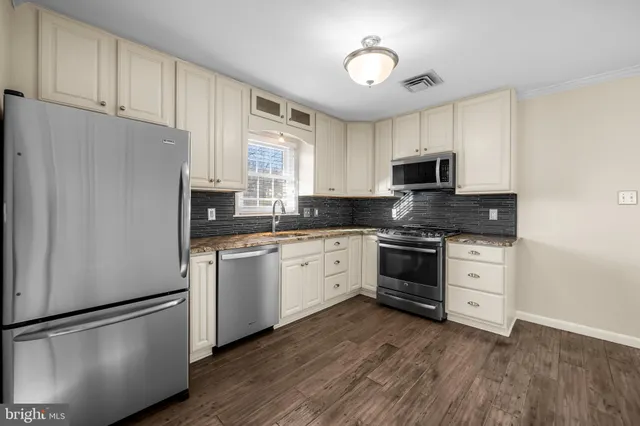 $3,450 | 2112 Suburban Greens Drive, Lutherville-Timonium, MD 21093