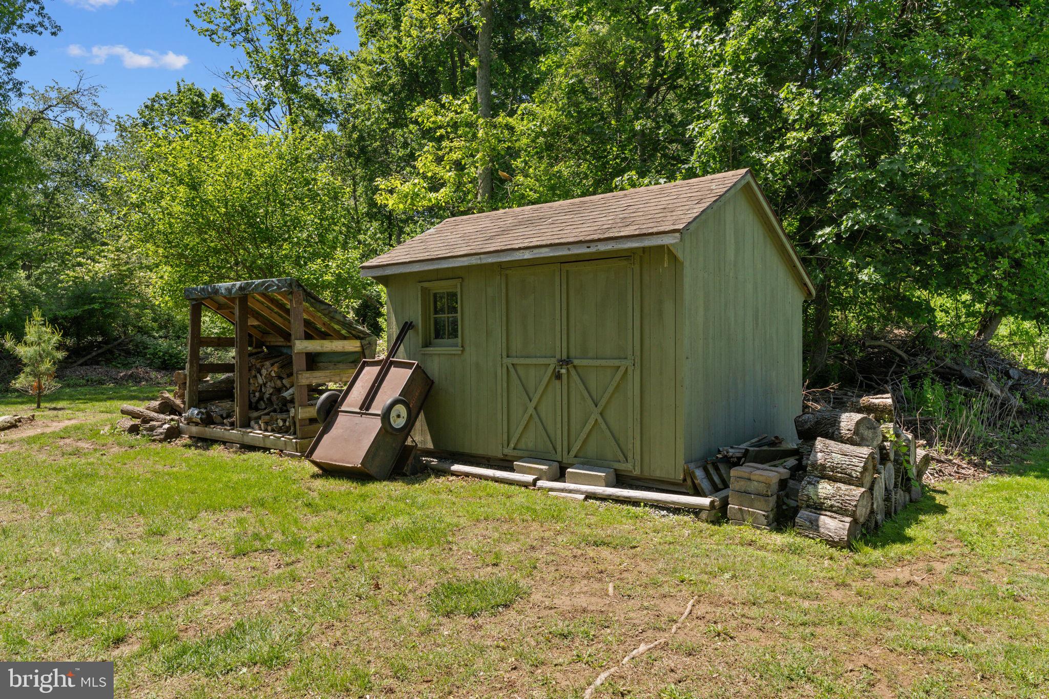 4 Fox Ridge Road Glenmoore, PA 19343 - Photo 39 of 47 Shed
