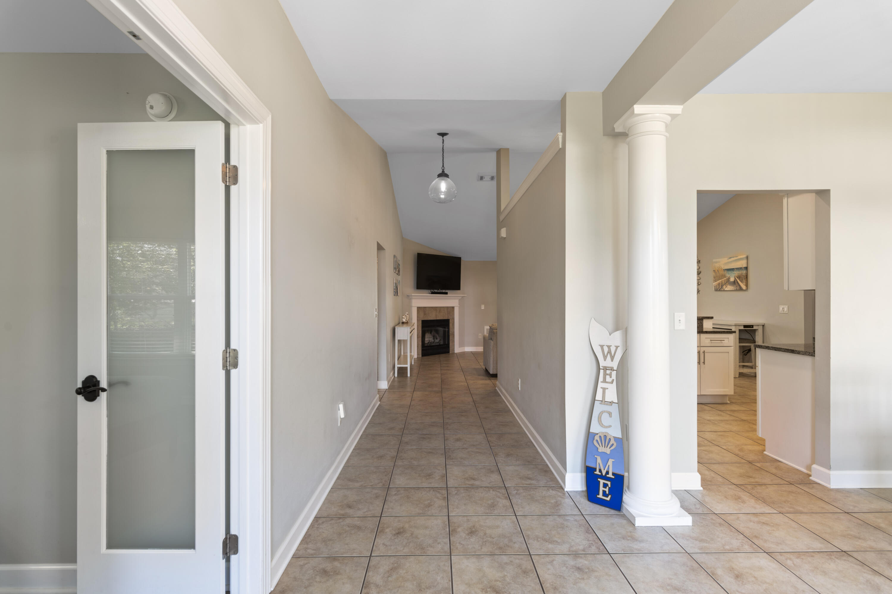 39 2nd Court Santa Rosa Beach, FL 32459 - Photo 11 of 43 Entryway