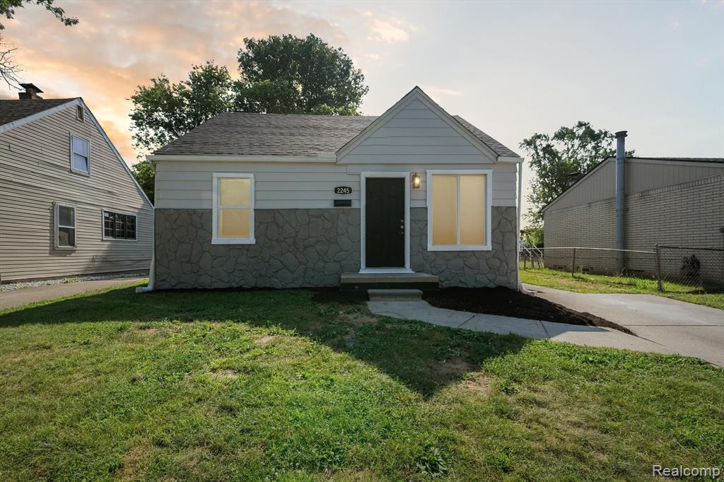 2245 Spring Hill Avenue Inkster, MI 48141 - Photo 27 of 27