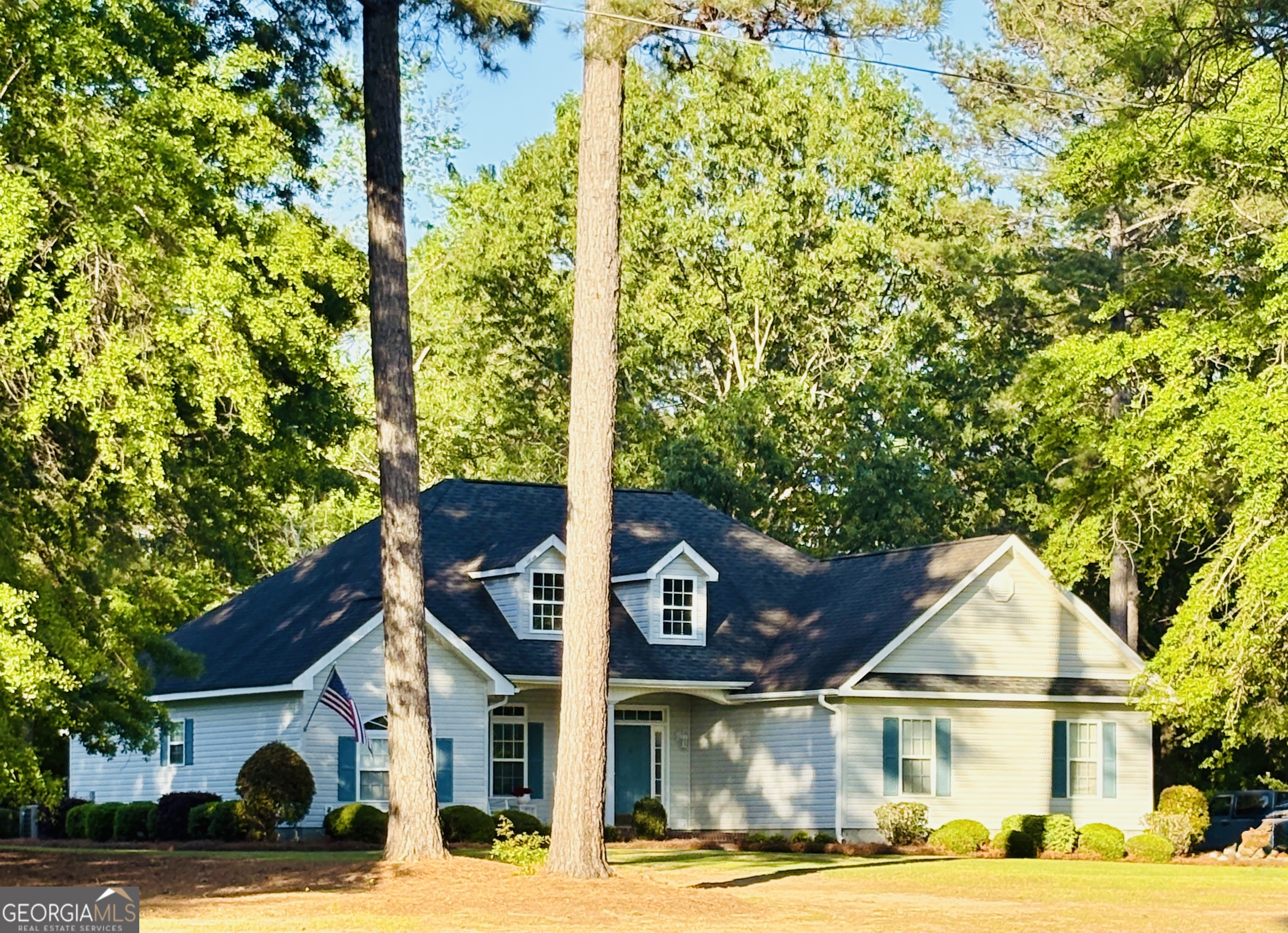 733 Flanders Lane Dublin, GA 31021 - Photo 2 of 72