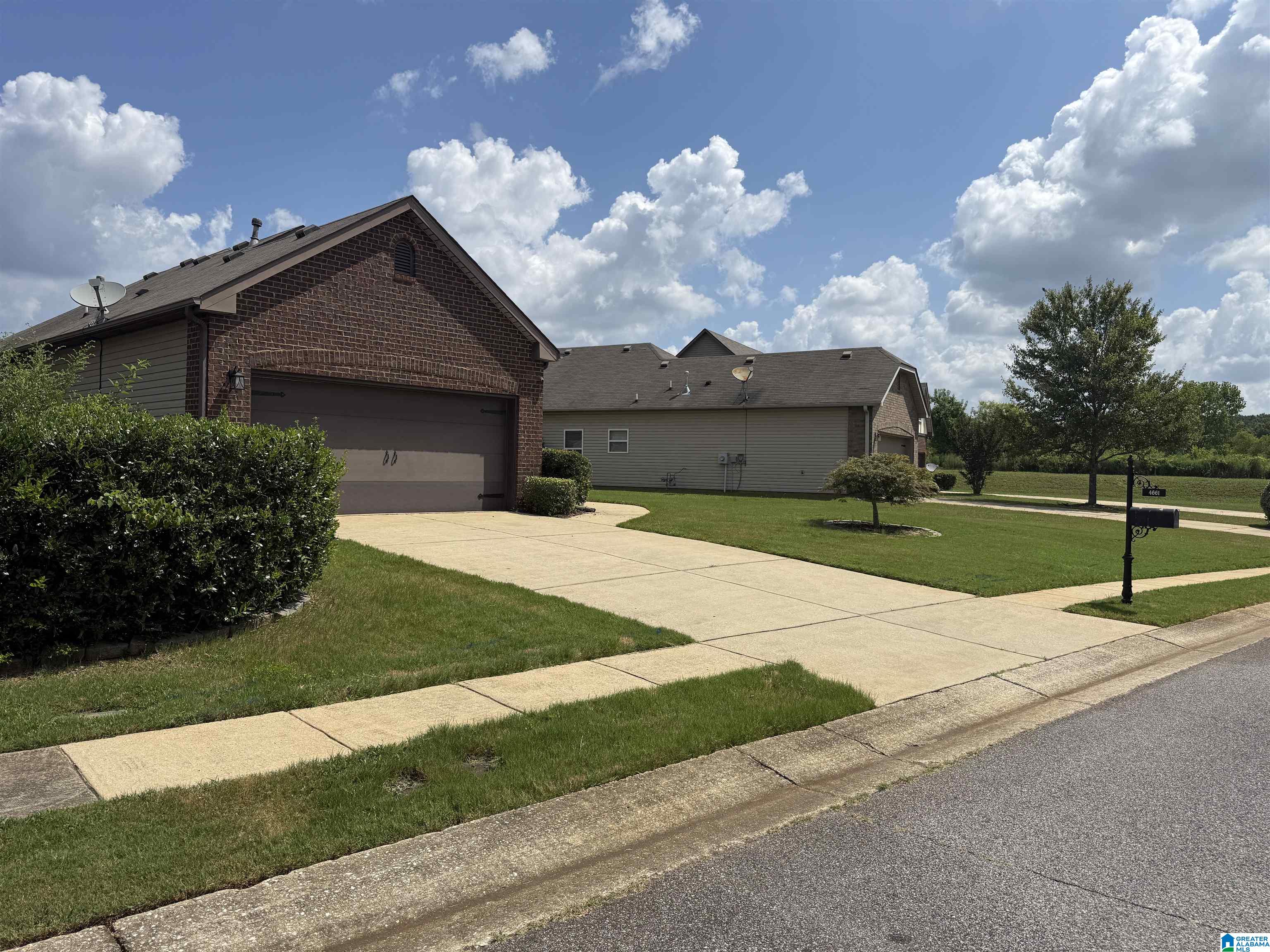 4661 Rosser Loop Drive Bessemer, AL 35022 - Photo 2 of 3