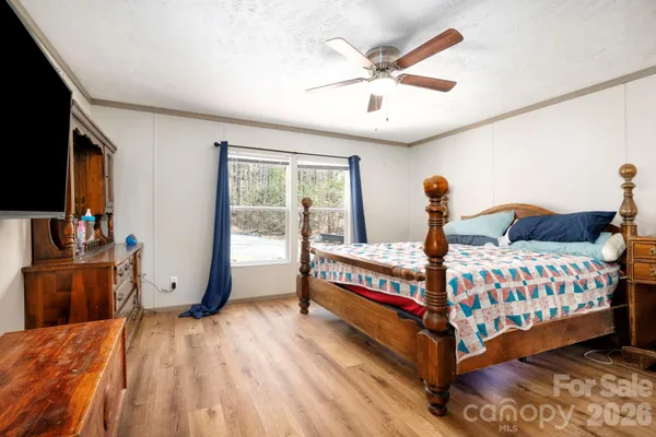 $350,000 | 1064 Deerchase Circle, Cedar Mountain, NC 28718