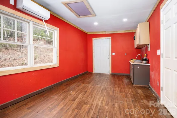 $350,000 | 1064 Deerchase Circle, Cedar Mountain, NC 28718