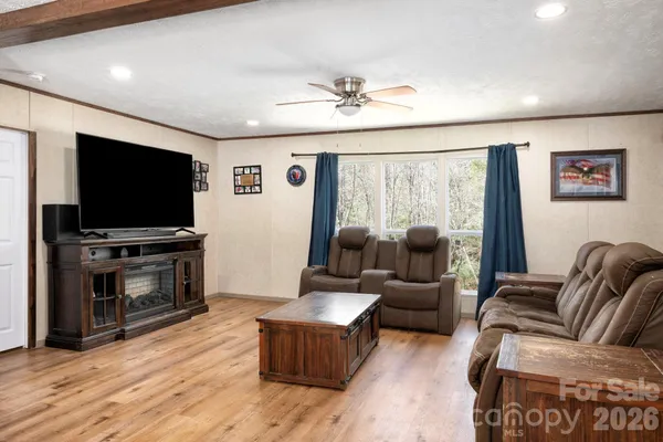 $350,000 | 1064 Deerchase Circle, Cedar Mountain, NC 28718