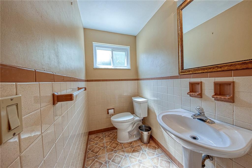 11468 Drop Irwin, PA 15642 - Photo 33 of 49 Gallery Image 33