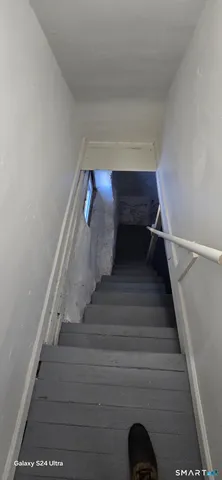 $329,900 | 265 Citizens Avenue, Waterbury, CT 06704