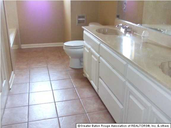 3524 Ridgemont Drive Baton Rouge, LA 70814 - Photo 8 of 10 Gallery Image 8