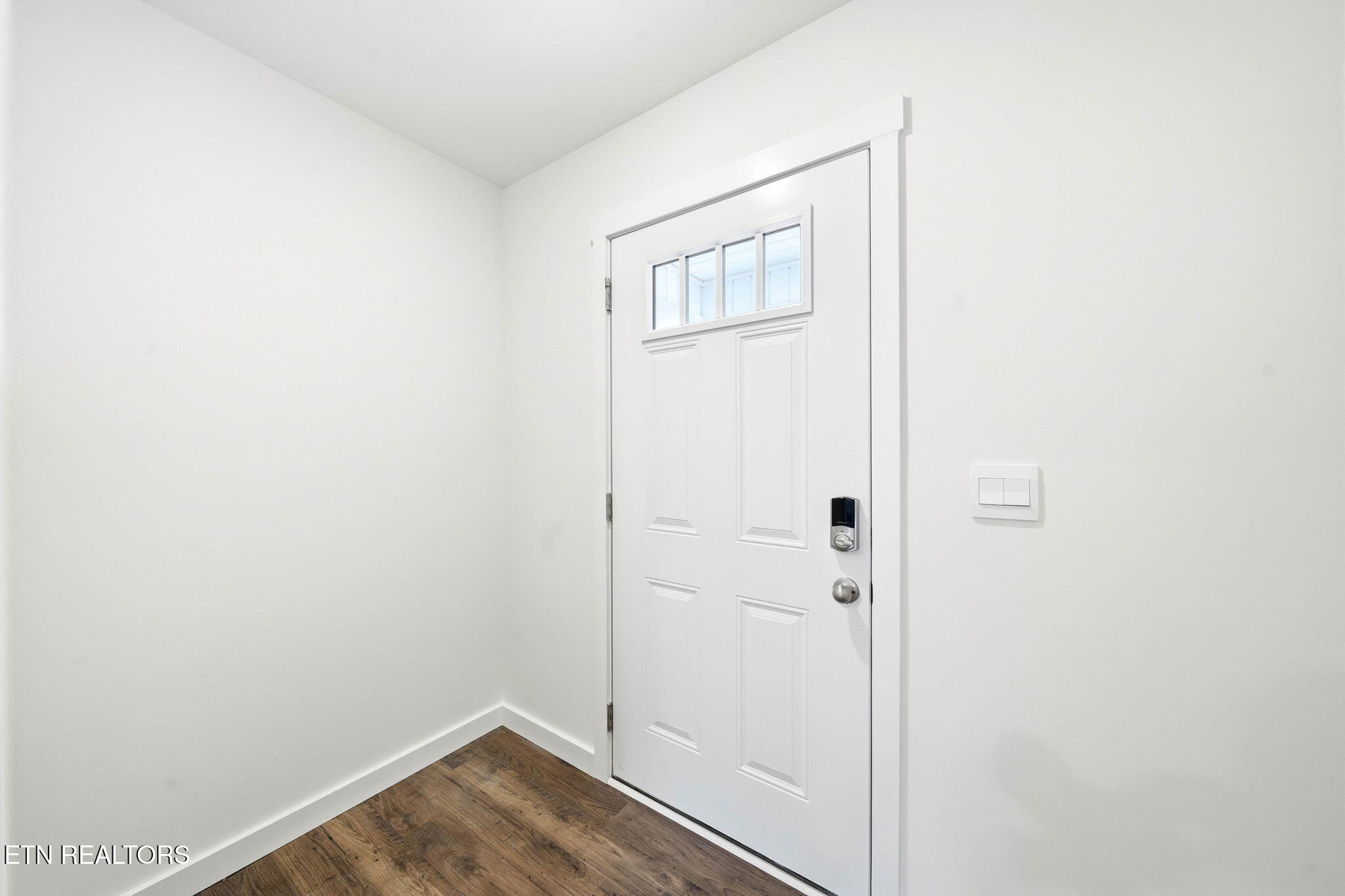 6247 Sycamore Stream Road Dandridge, TN 37725 - Photo 4 of 28 23-web-or-mls-6247_Sycamore Stream Road-