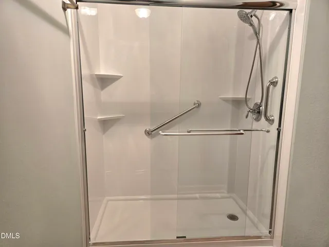 $1,600 | 9 Willow Bridge Drive, Durham, NC 27707