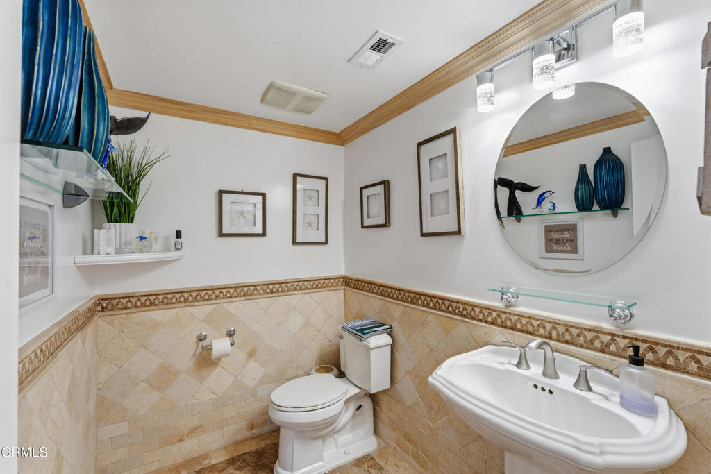 2355 Peninsula Road Oxnard, CA 93035 - Photo 19 of 47