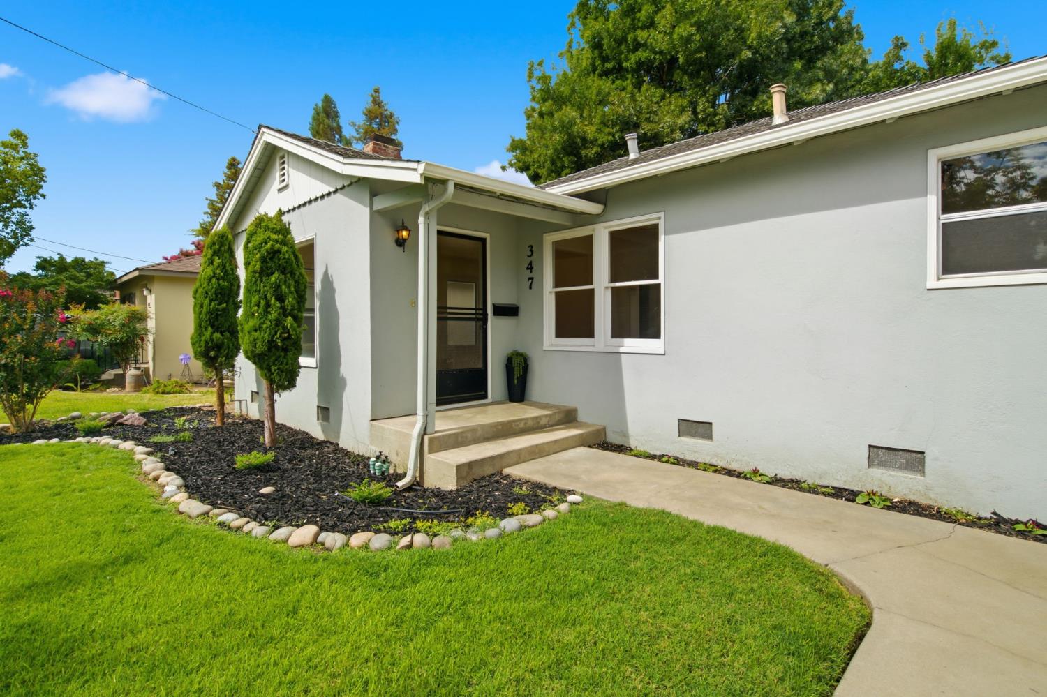 347 Vera Avenue Ripon, CA 95366 - Photo 5 of 35