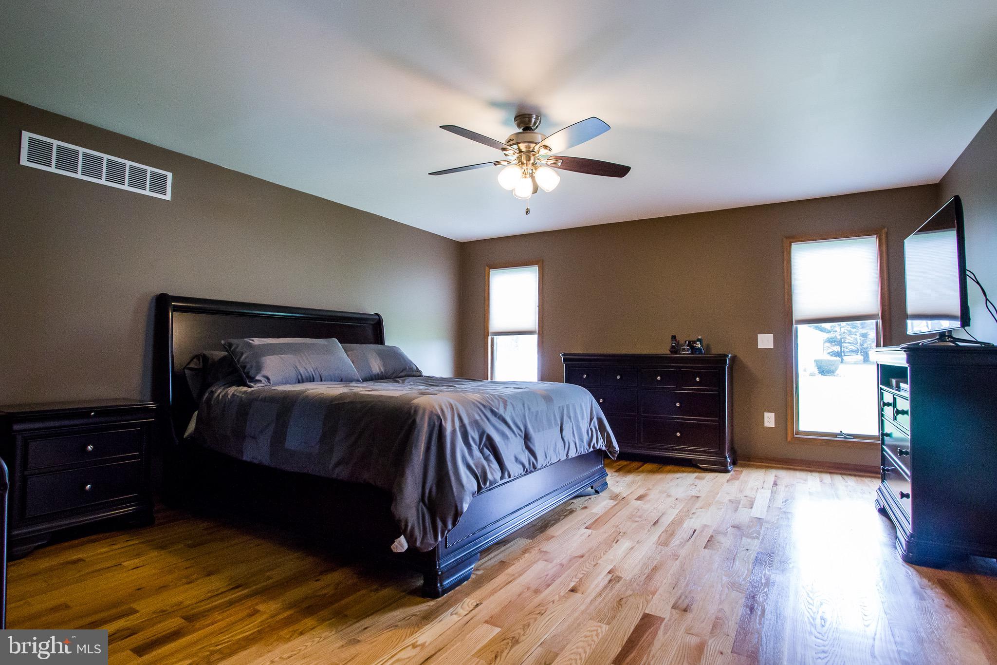 135 Surrey Lane Rising Sun, MD 21911 - Photo 11 of 41 Master bedroom - Main level