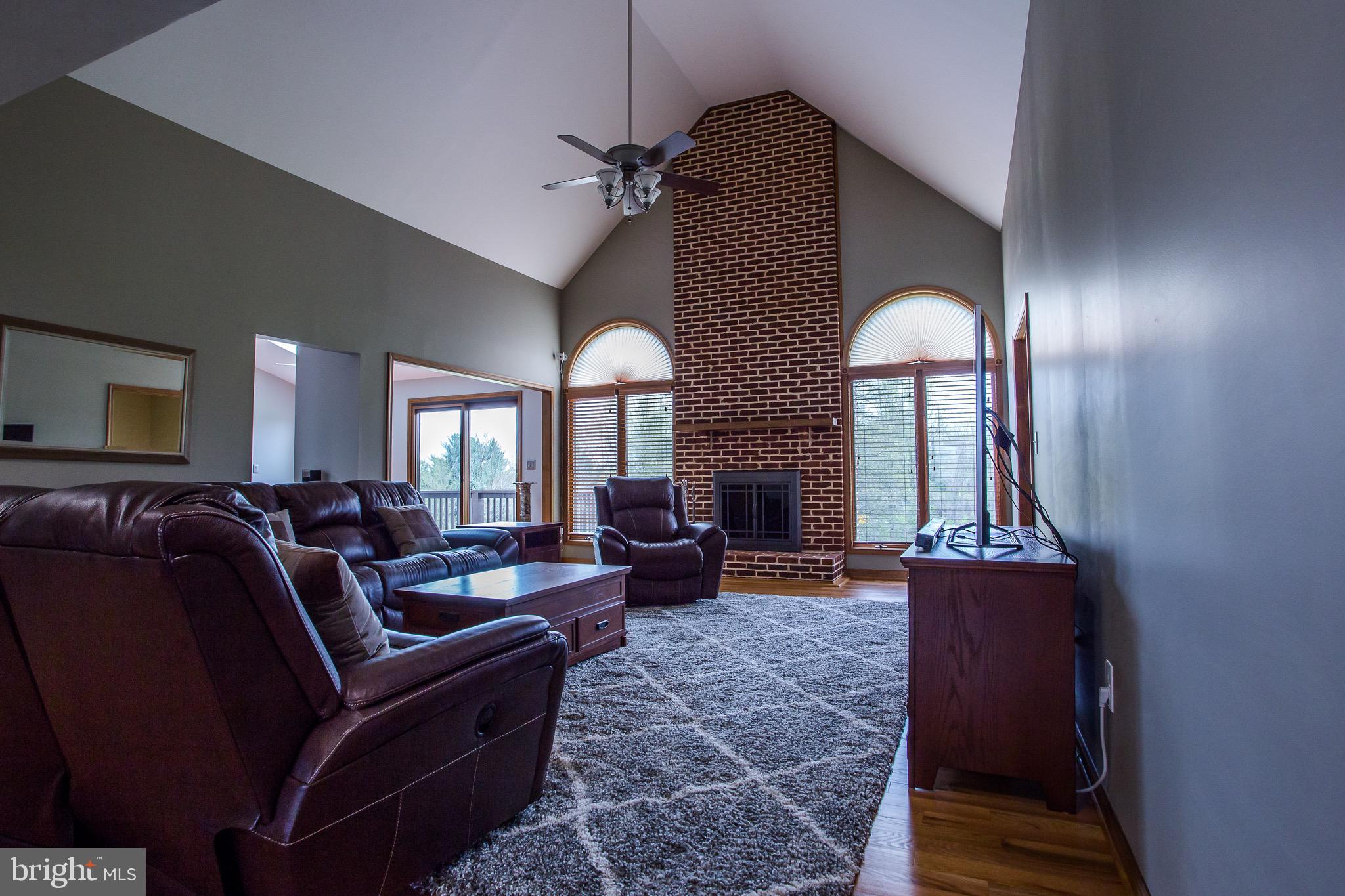 135 Surrey Lane Rising Sun, MD 21911 - Photo 17 of 41 Living room