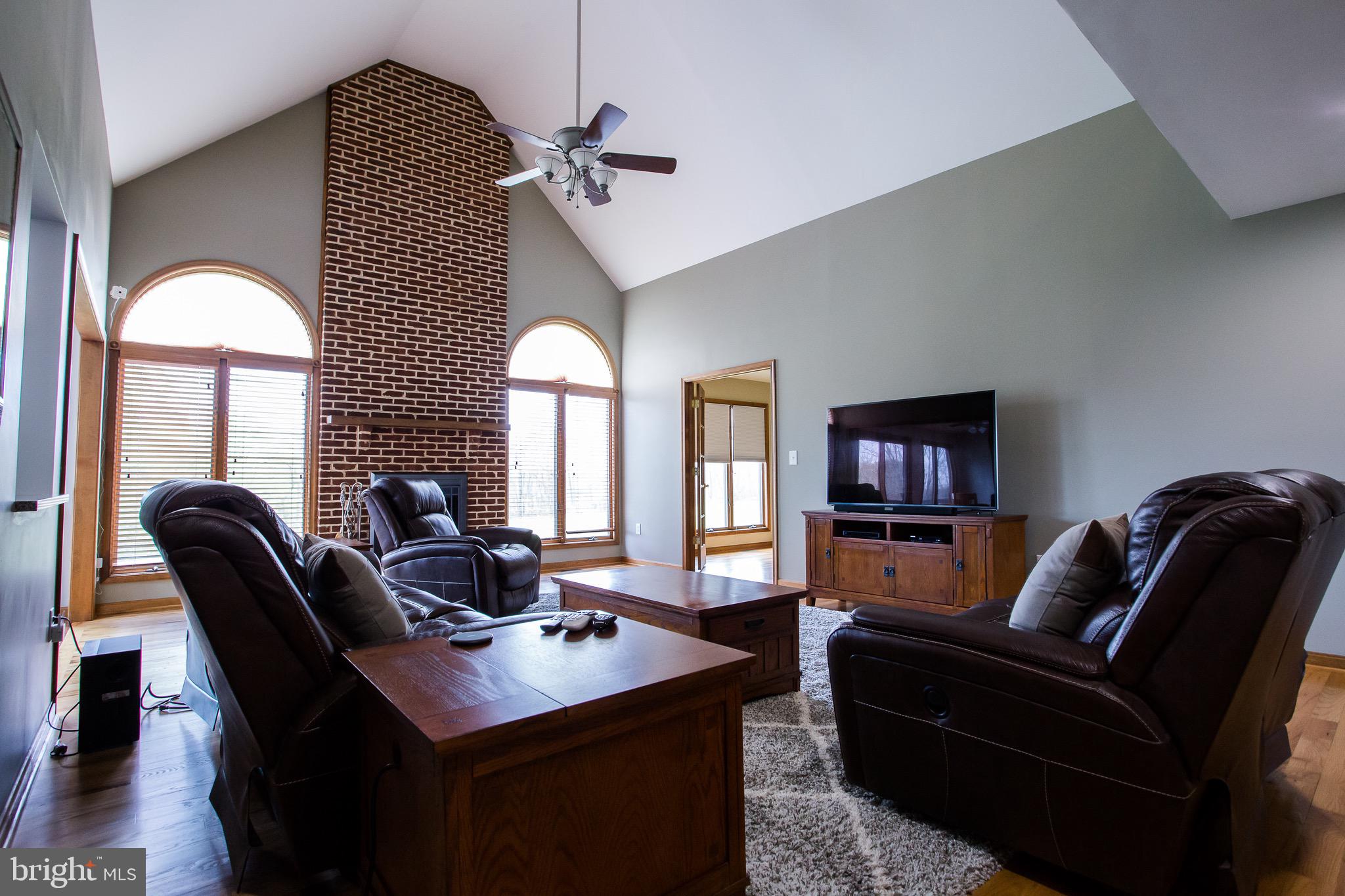 135 Surrey Lane Rising Sun, MD 21911 - Photo 18 of 41 18 foot ceilings!