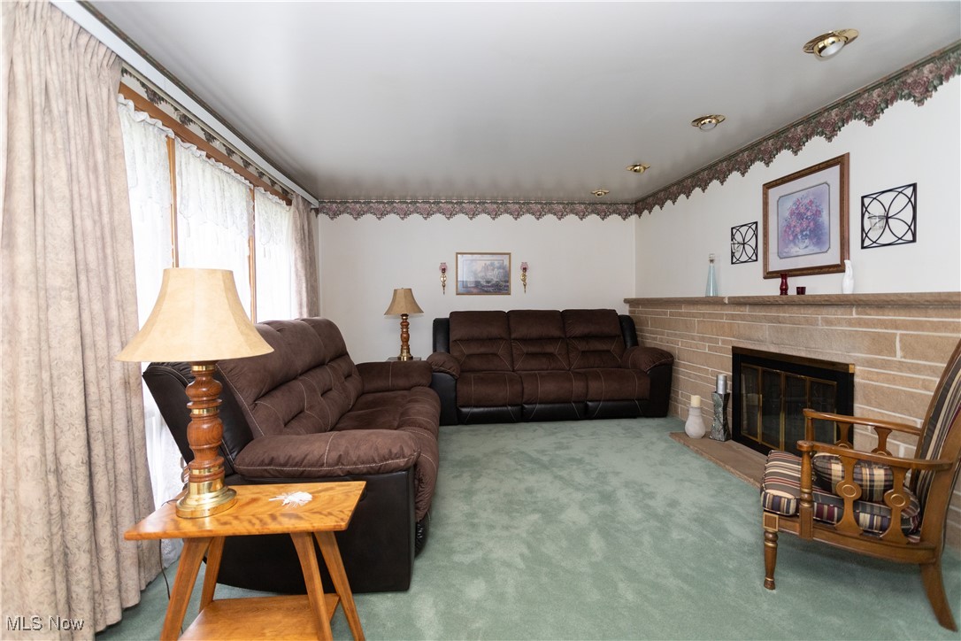6989 Rolling Ridge Road Northeast Canton, OH 44721 - Photo 16 of 33 Gallery Image 16