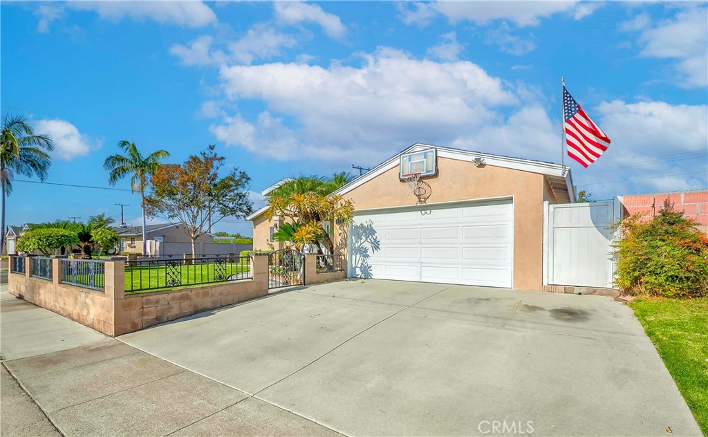 5431 Marion Avenue Cypress, CA 90630 - Photo 4 of 22 a view of entryway front of house