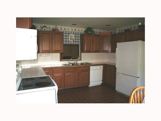 24736 Woltz Road Rockbridge, OH 43149 - Photo 5 of 13 Gallery Image 5