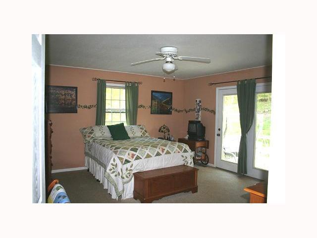 24736 Woltz Road Rockbridge, OH 43149 - Photo 7 of 13 Gallery Image 7