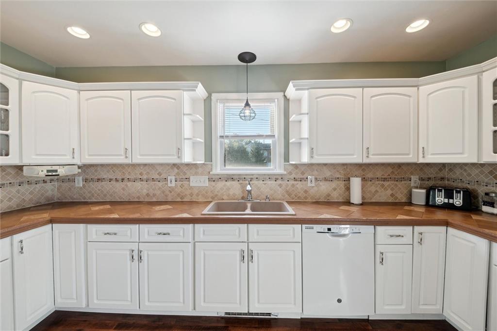 515 Soose Road Pittsburgh, PA 15209 - Photo 11 of 28 Gallery Image 11