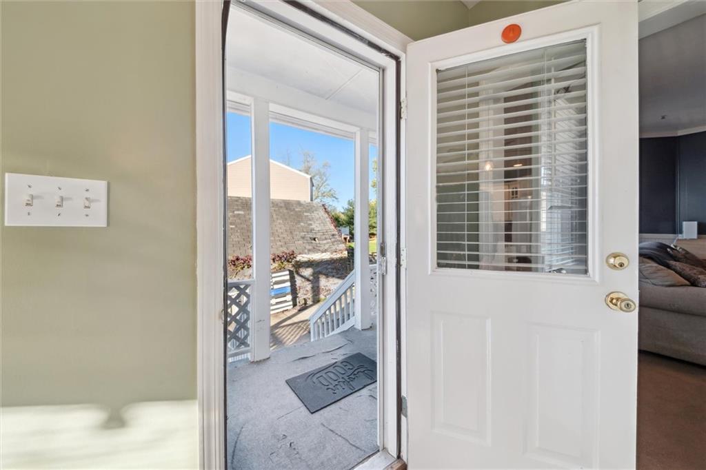 515 Soose Road Pittsburgh, PA 15209 - Photo 4 of 28 Gallery Image 4