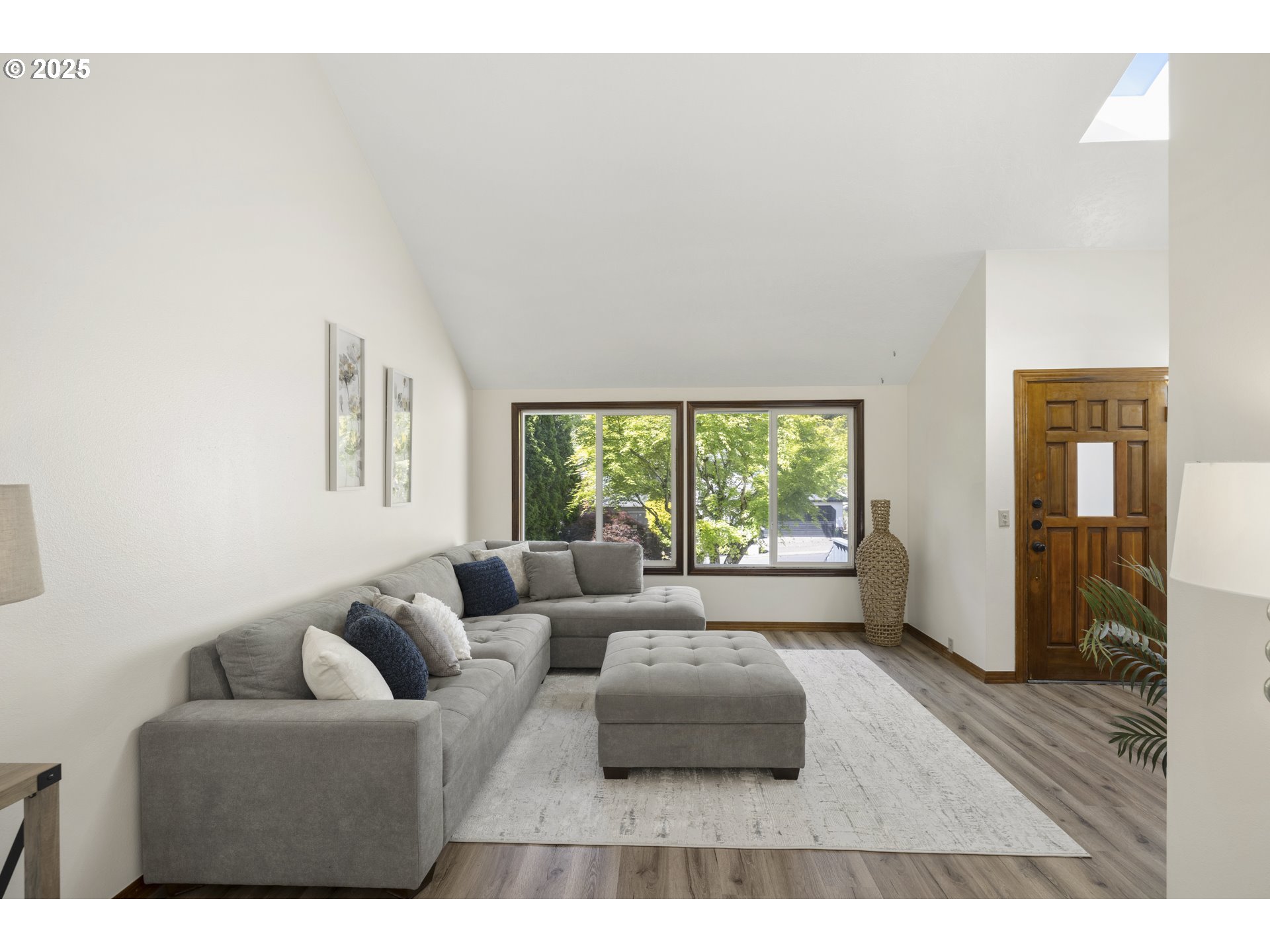 135 Kingsgate Road Lake Oswego, OR 97035 - Photo 11 of 48 Gallery Image 11