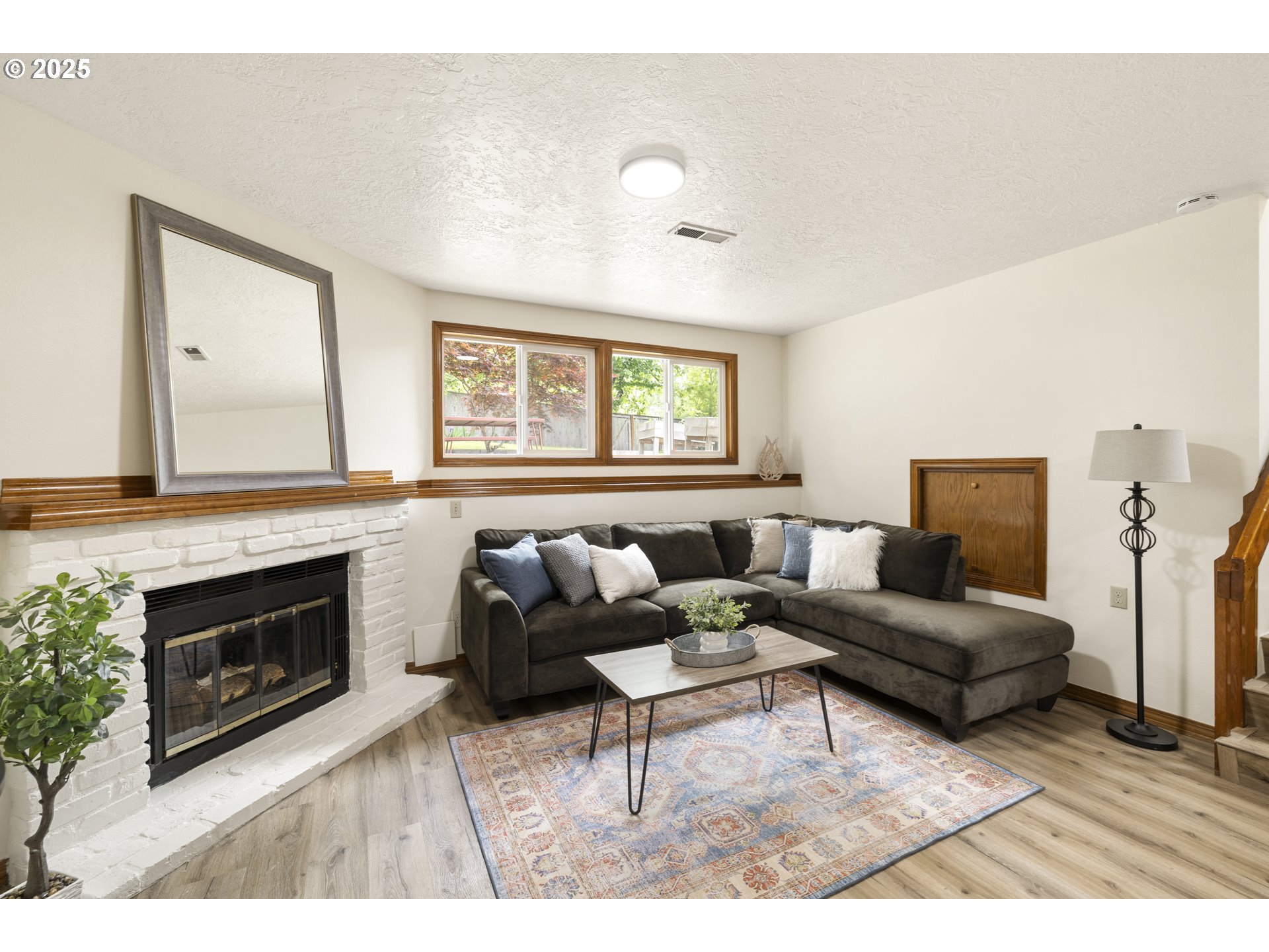 135 Kingsgate Road Lake Oswego, OR 97035 - Photo 26 of 48 Gallery Image 26