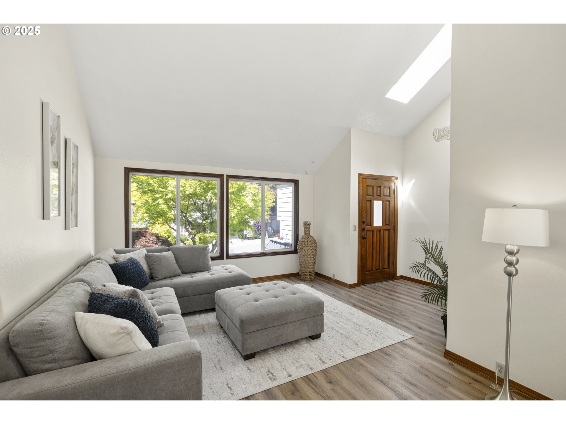 135 Kingsgate Road Lake Oswego, OR 97035 - Photo 10 of 48 Gallery Image 10