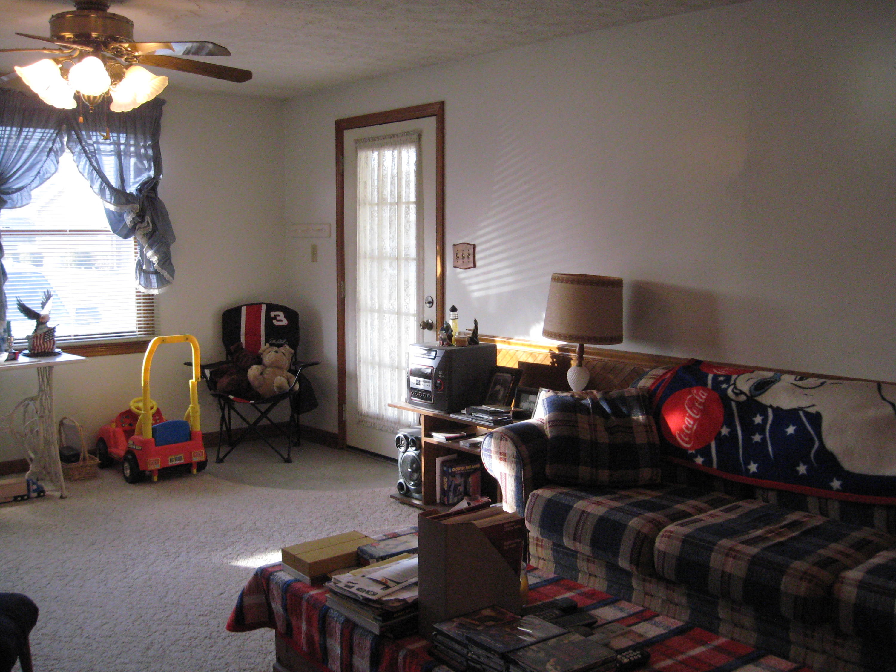 434 Winding Way Road Covington, VA 24426 - Photo 4 of 20 IMG_2512.JPG