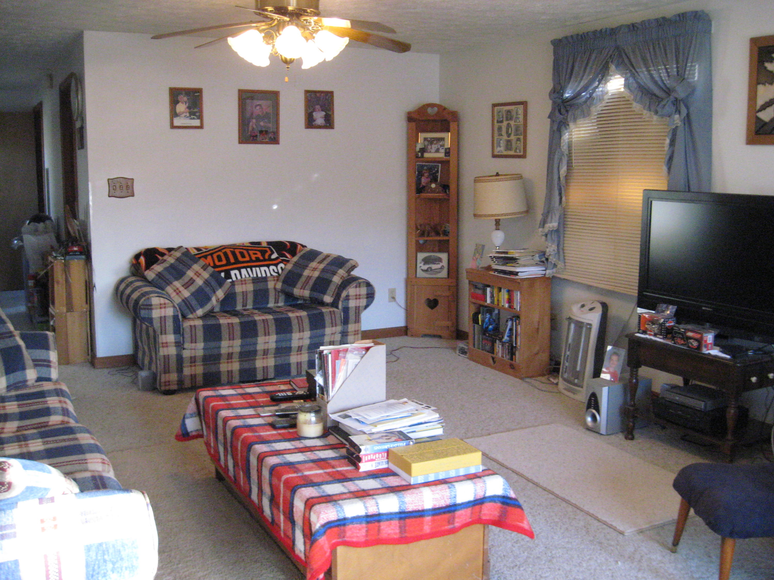 434 Winding Way Road Covington, VA 24426 - Photo 5 of 20 IMG_2515.JPG