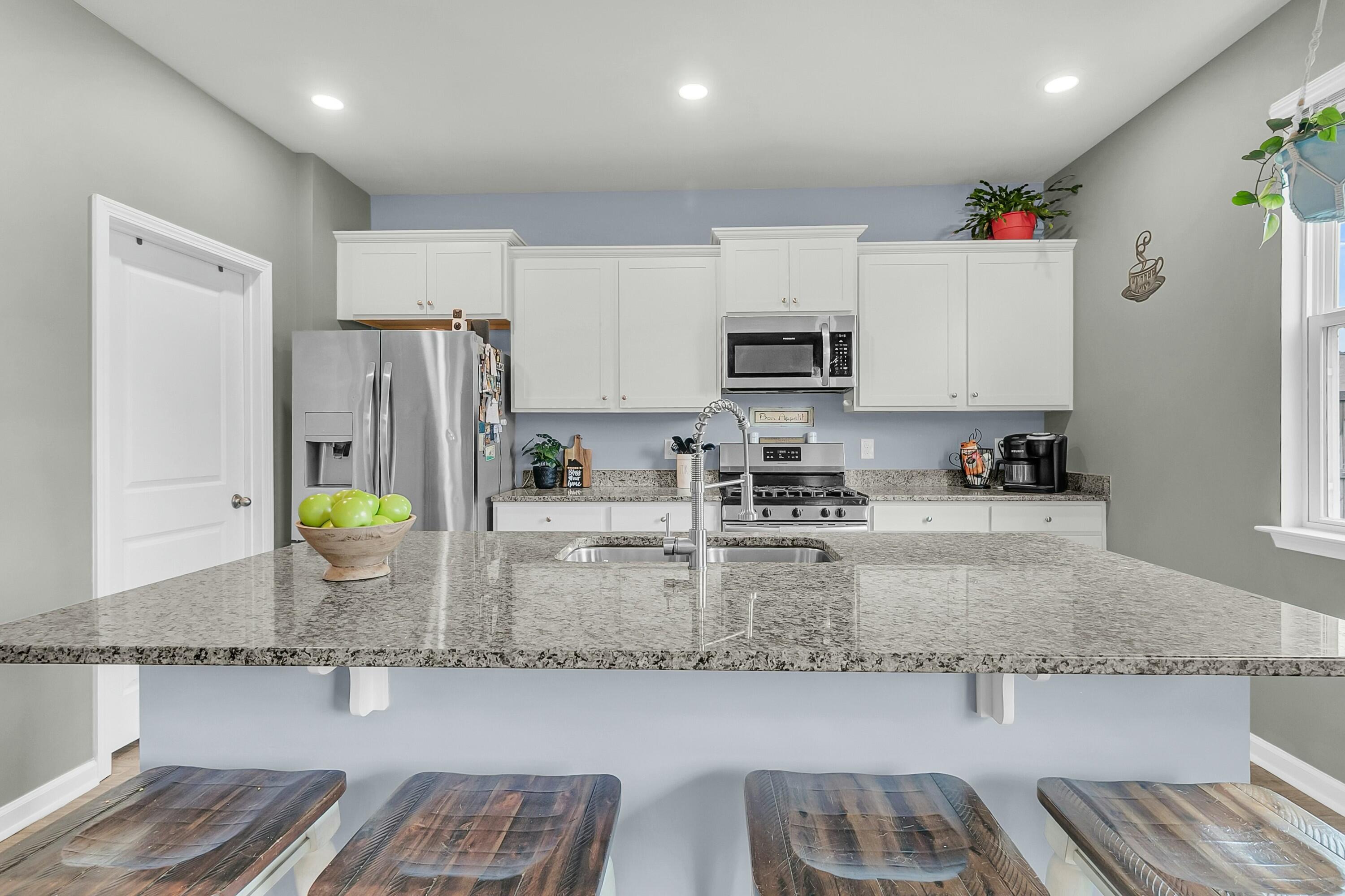 543 Wayton Circle Moncks Corner, SC 29461 - Photo 4 of 36 tempImagecK83PV