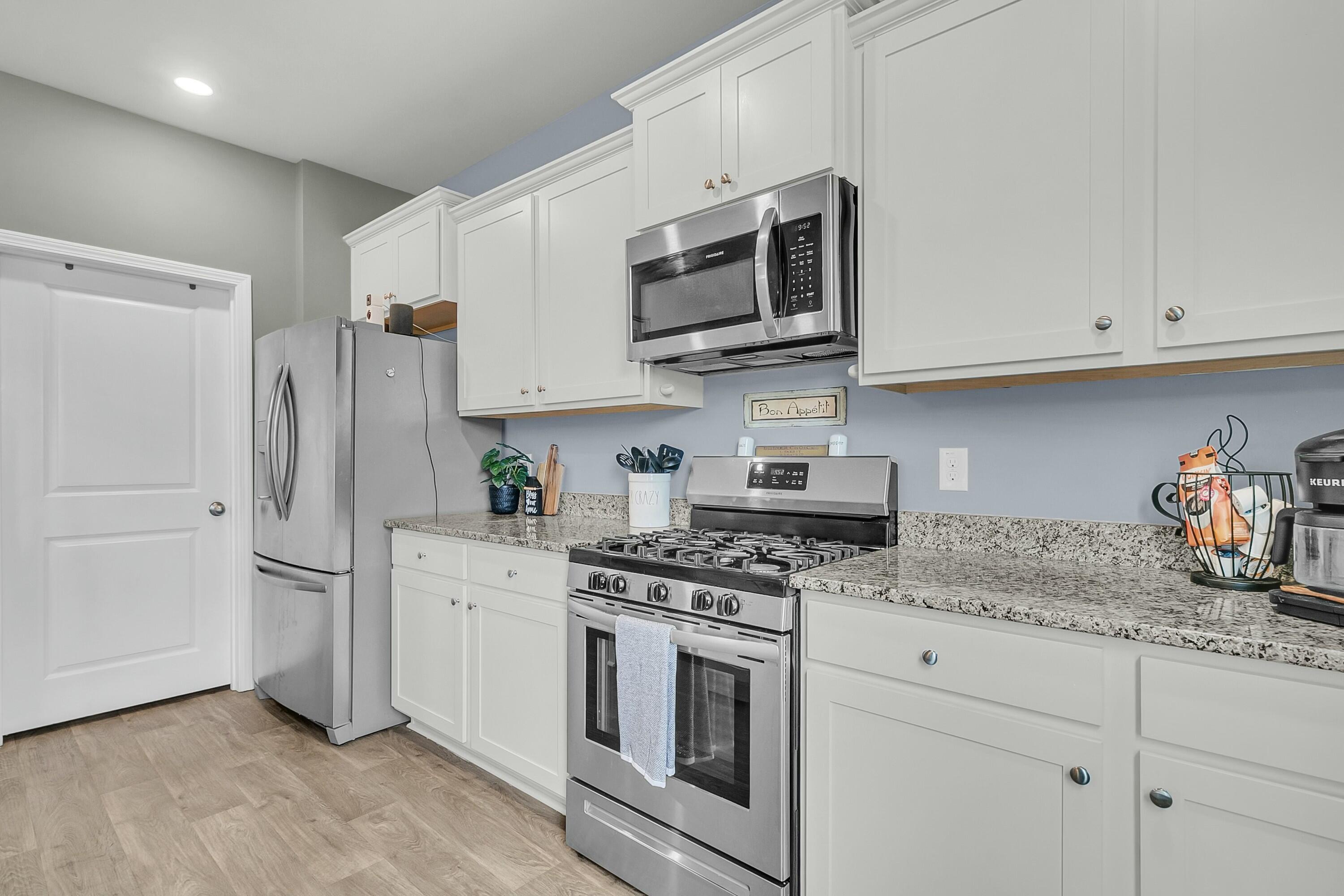 543 Wayton Circle Moncks Corner, SC 29461 - Photo 7 of 36 tempImageqpTmo8