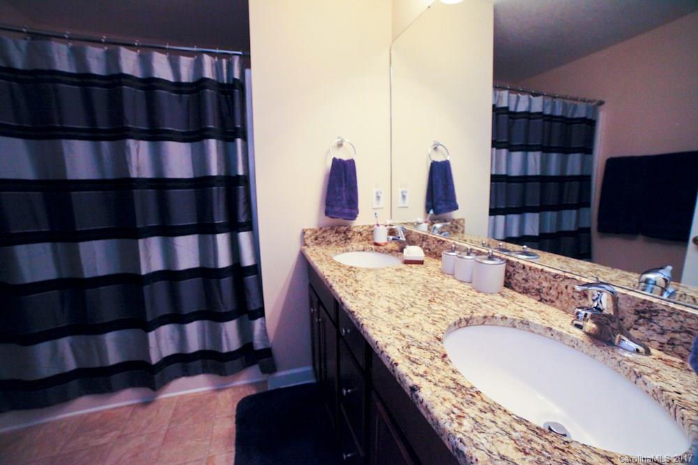 166 Pheasant Ridge Circle, Unit 7 York, SC 29745 - Photo 9 of 15 Gallery Image 9