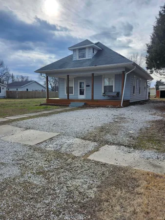 $115,000 | 613 South Washington Street, Jasonville, IN 47438