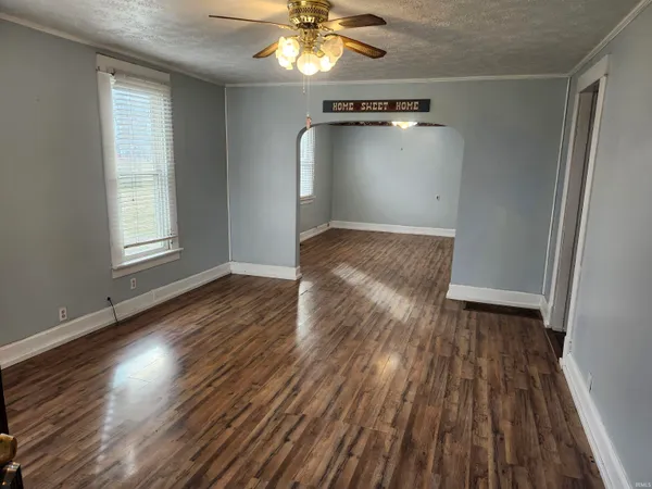 $115,000 | 613 South Washington Street, Jasonville, IN 47438