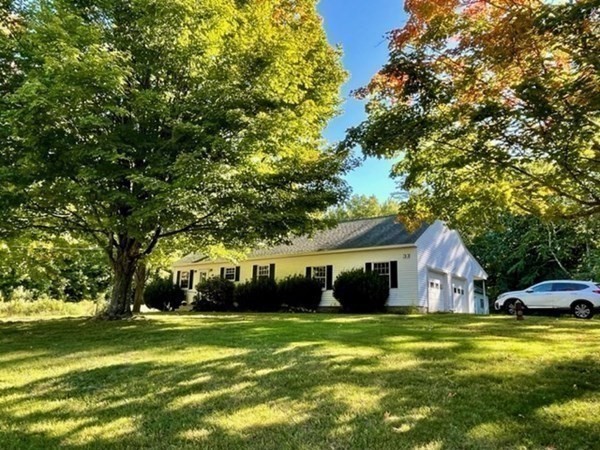 33 Montague Road Westhampton, MA 01027 - Photo 2 of 34