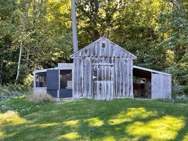 33 Montague Road Westhampton, MA 01027 - Photo 26 of 34